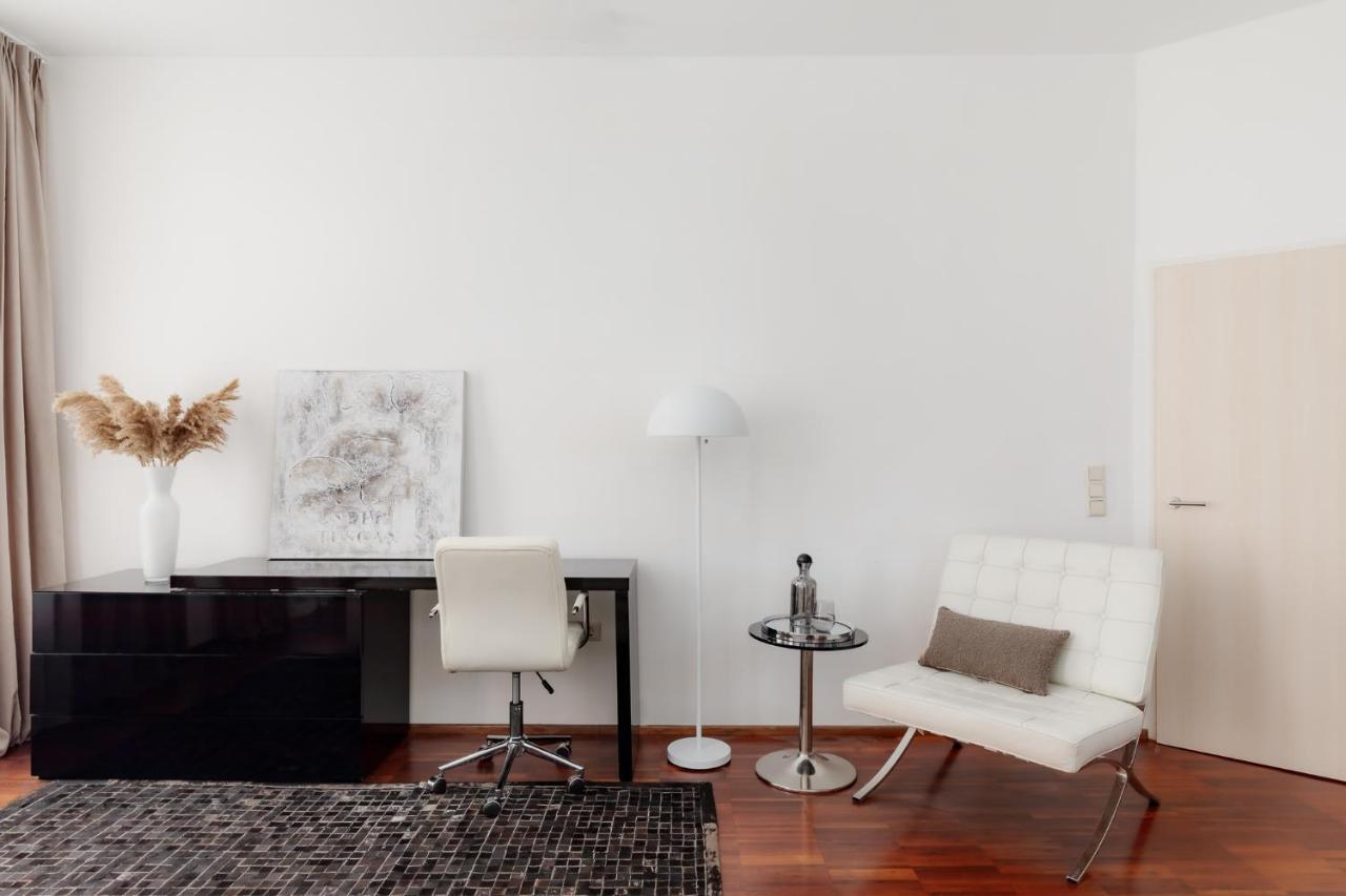 Visionapartments Marc-Aurel-Strasse - Contactless Check-In เวียนนา ภายนอก รูปภาพ